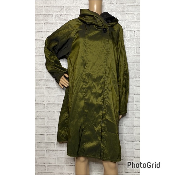 Mycra Pac reversible rainjacket - Picture 5 of 12